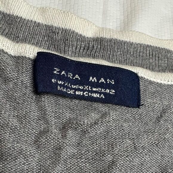 Zara Man Gray V-Neck Silk Blend Sweater with Cream White Trim Size XL - Picture 6 of 8
